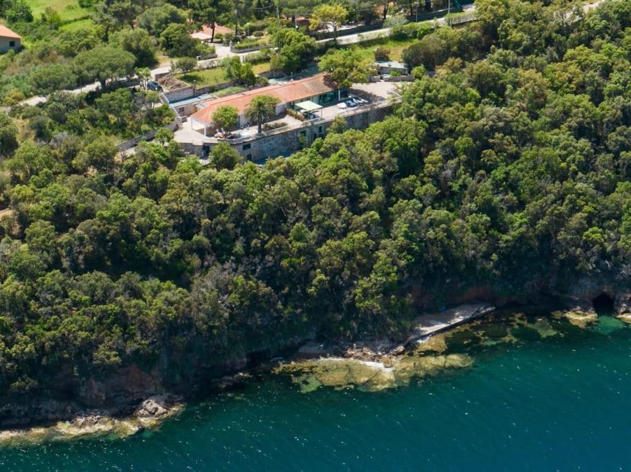 Casa William - Villa E 2 Dependance Porto Azzurro Buitenkant foto